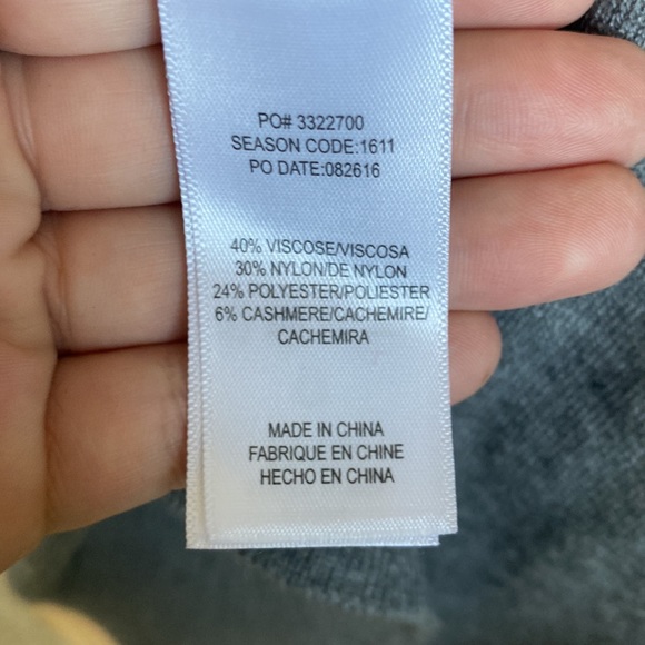 Splendid Cashmere Lace Up Pullover Sz Small - Picture 6 of 6